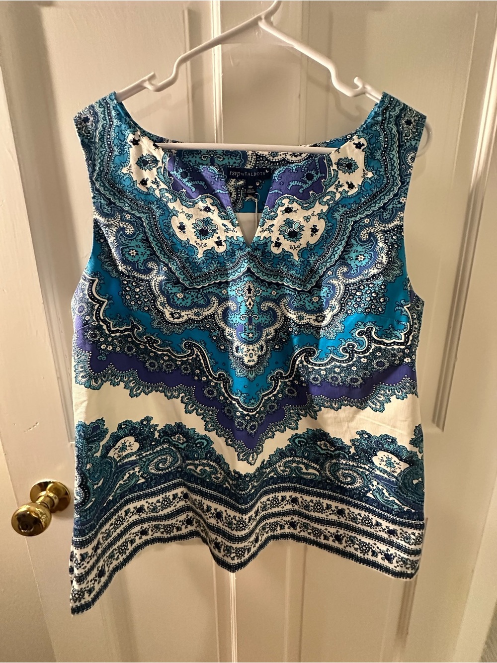 RSVP by Talbots Blue Teal & White Paisley Sleeveless Top